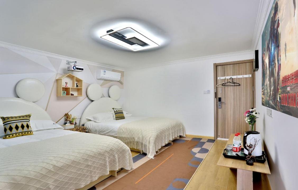 Khách sạn Monegative Time Garden Store 4*